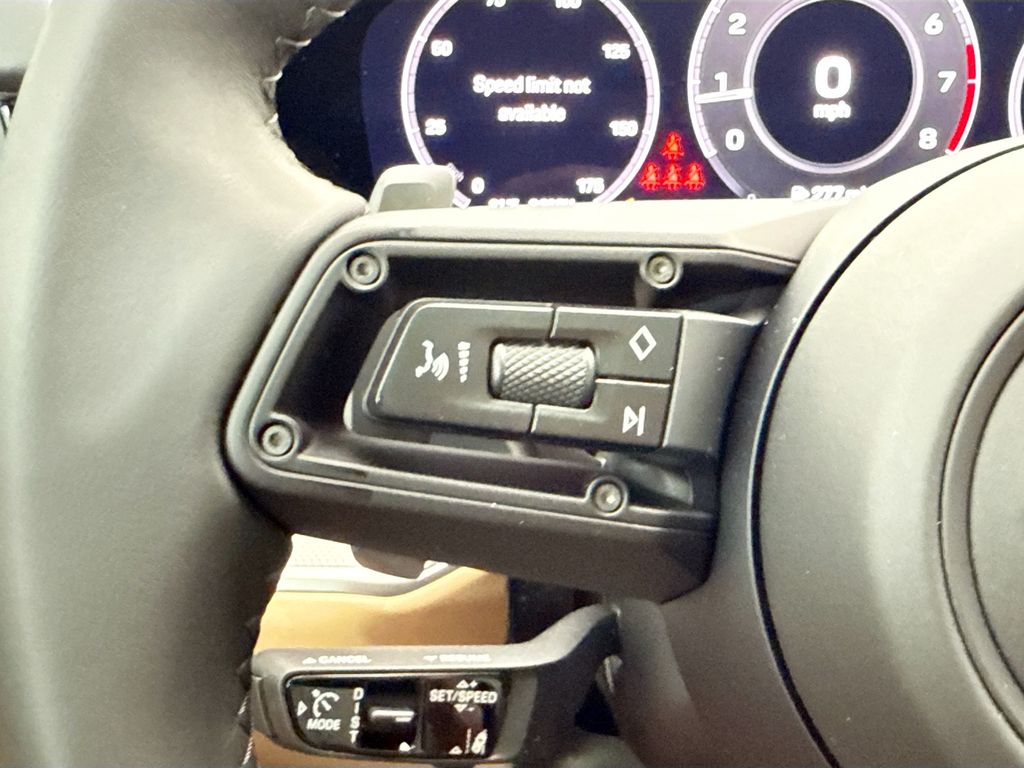 Thumbnail: 2026 Porsche Cayenne - 13