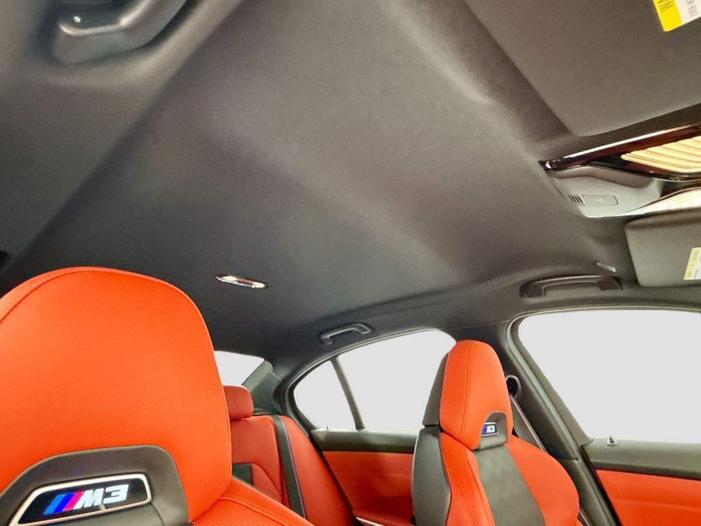 Thumbnail: 2025 BMW M3 - 17