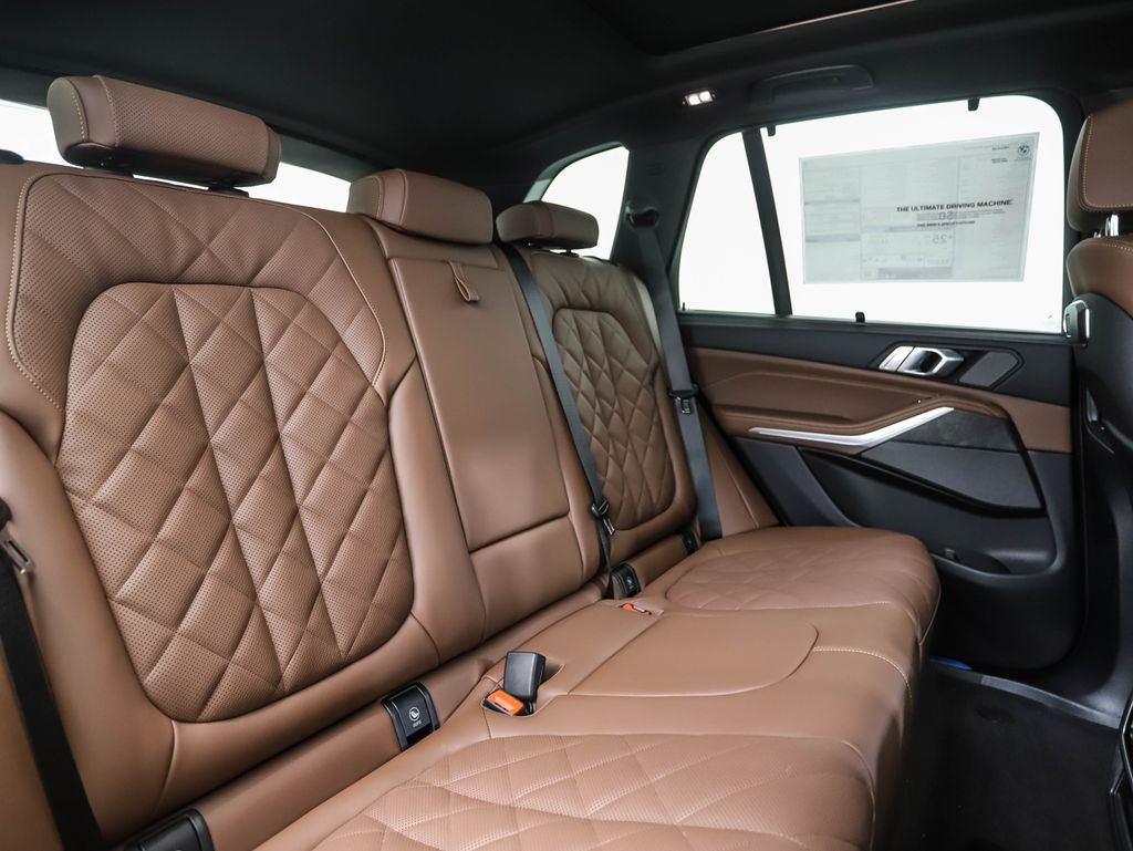 Thumbnail: 2026 BMW X5 - 29