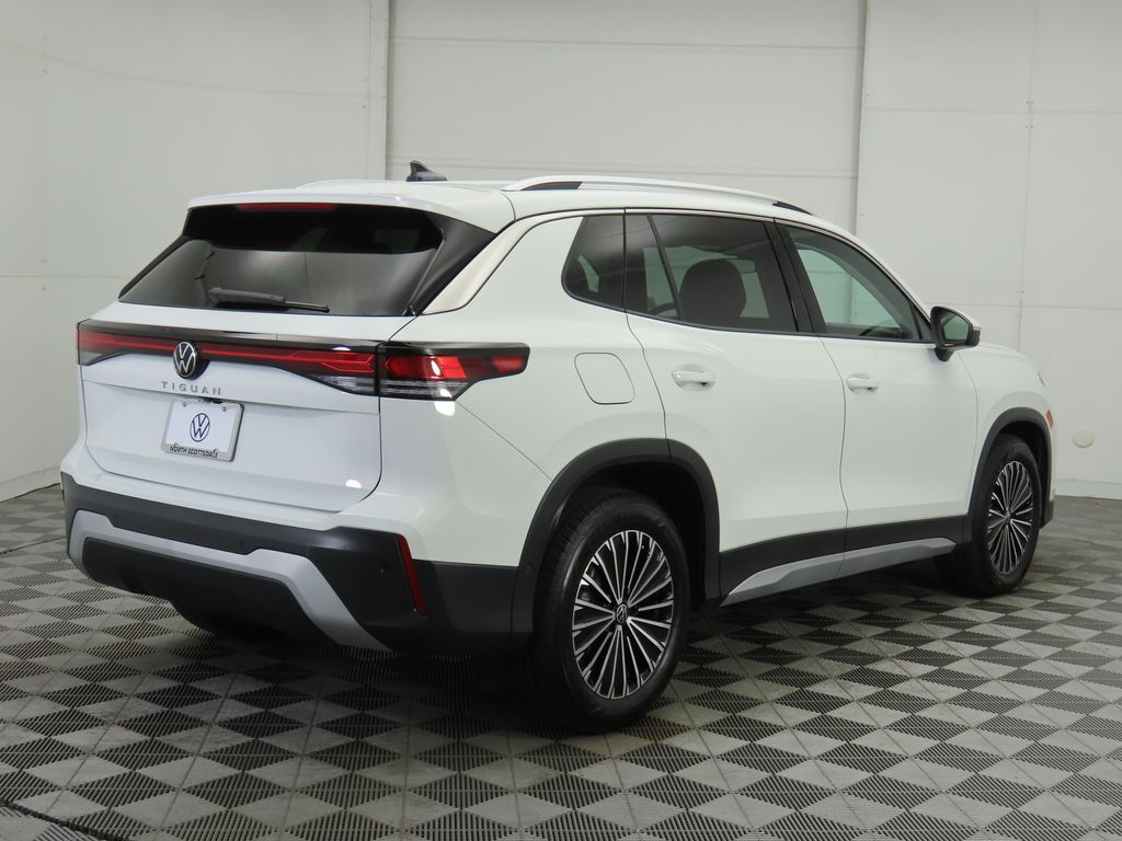 Thumbnail: 2026 Volkswagen Tiguan - 5