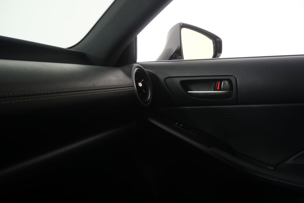 Thumbnail: 2023 Lexus IS - 25