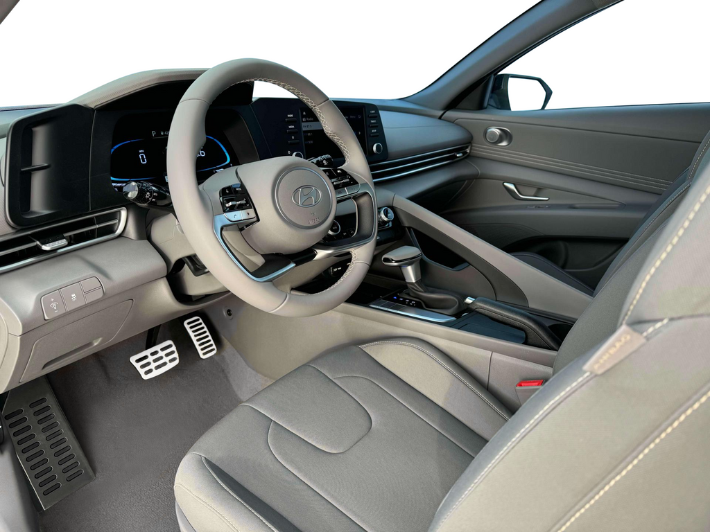 2025 Hyundai Elantra Sport 14