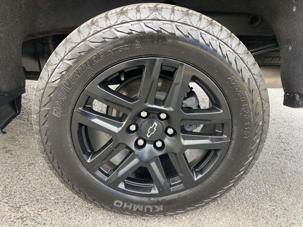 Used 2022 Blue Chevrolet LT Trail Boss image 10