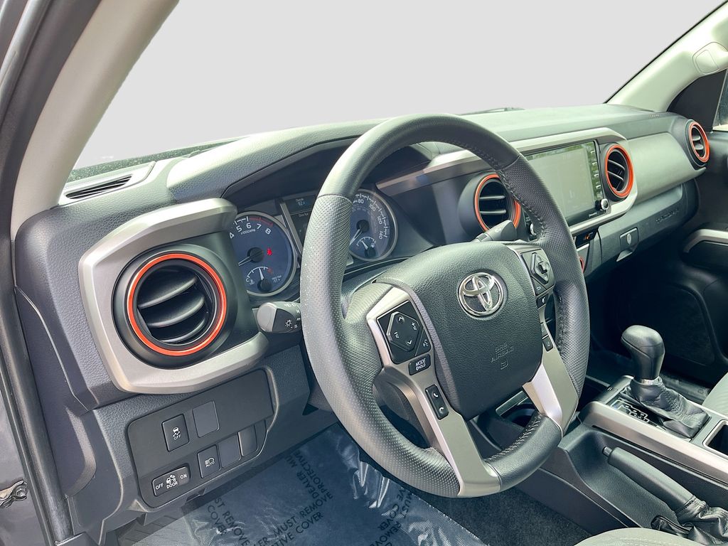 2021 Toyota Tacoma SR5 - 8