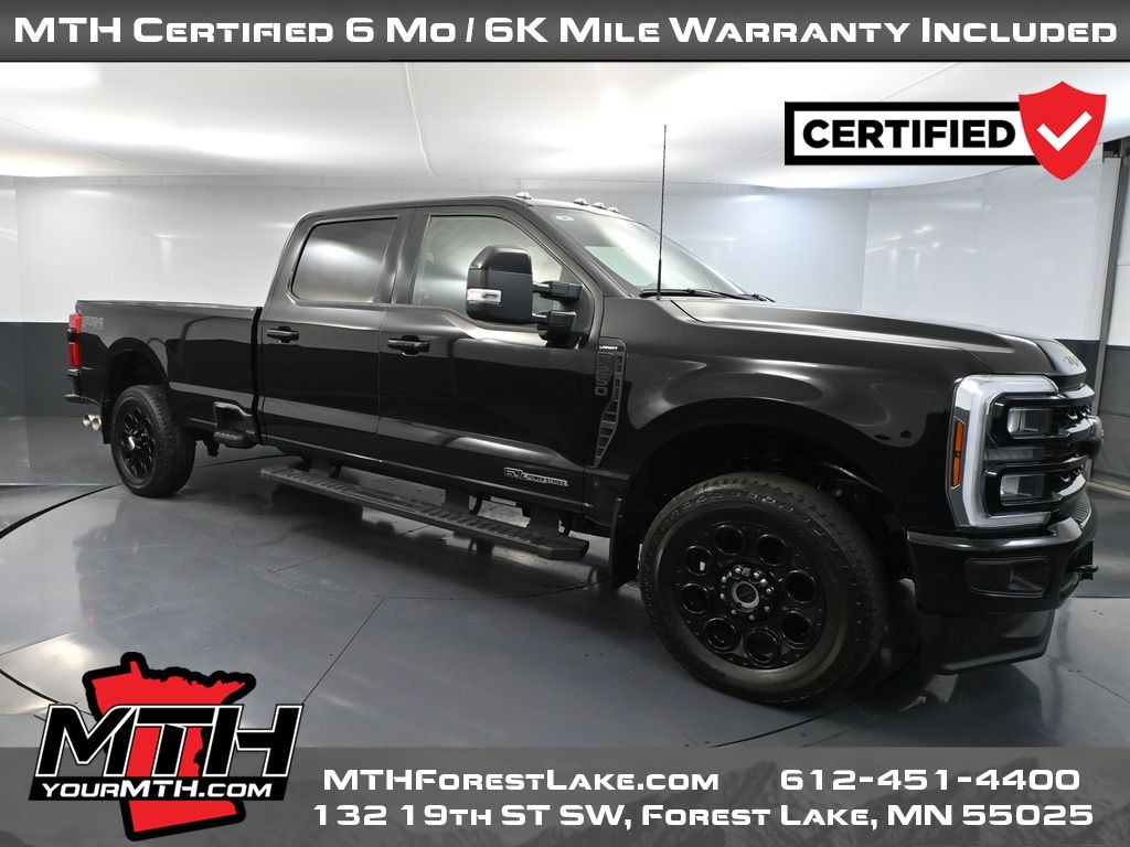 Agate Black Metallic 2024 Ford F-250 Super Duty Lariat Crew Cab 4WD Pickup Truck Four-Wheel Drive Automatic