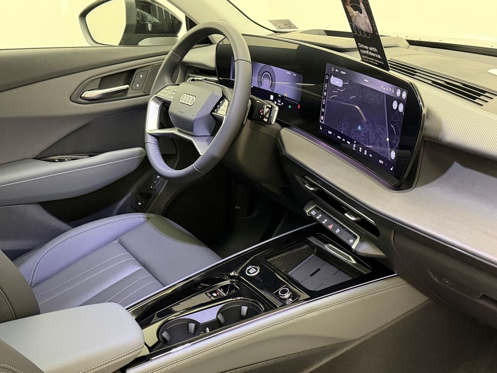 Thumbnail: 2026 Audi Q3 - 9