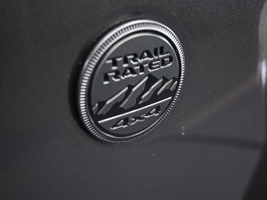 New 2026 Granite Crystal Metallic Clearcoat Jeep Sport image 36