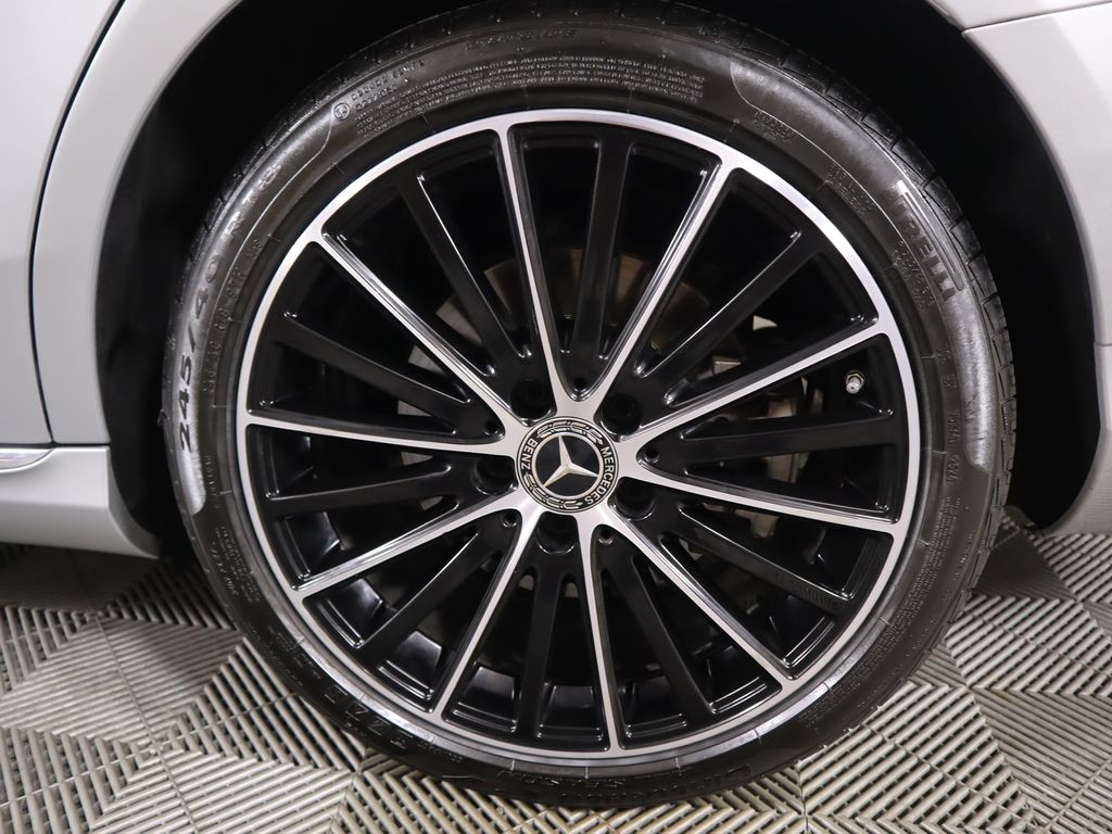 Thumbnail: 2020 Mercedes-Benz C-Class - 31