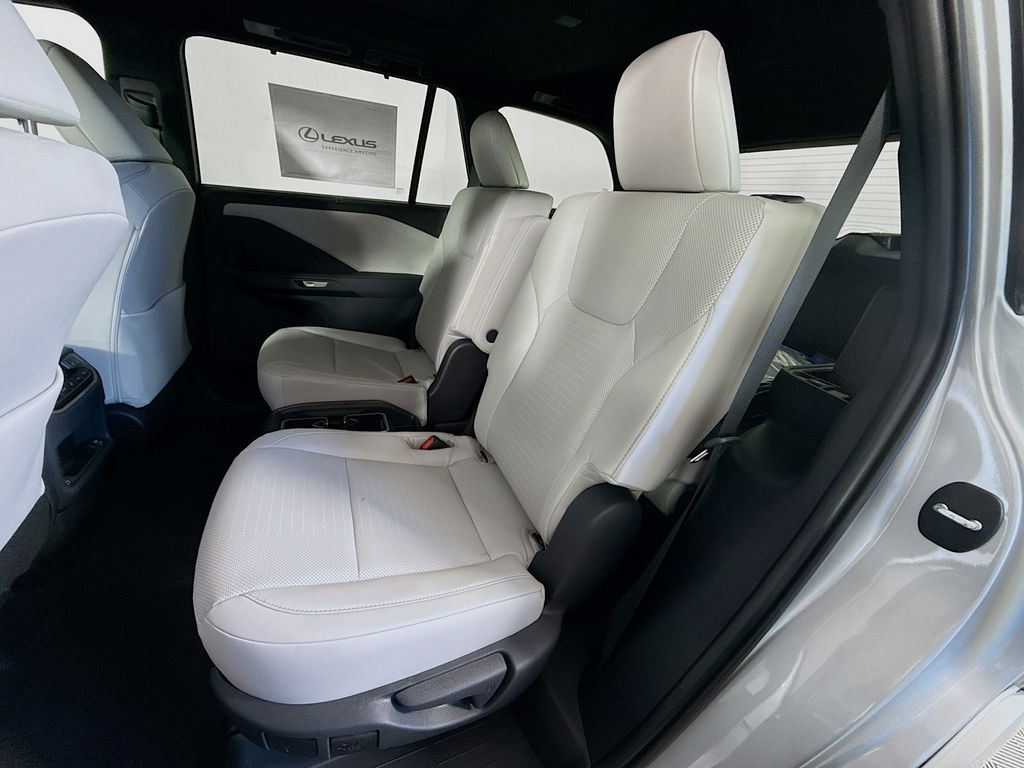 Thumbnail: 2026 Lexus TX - 17