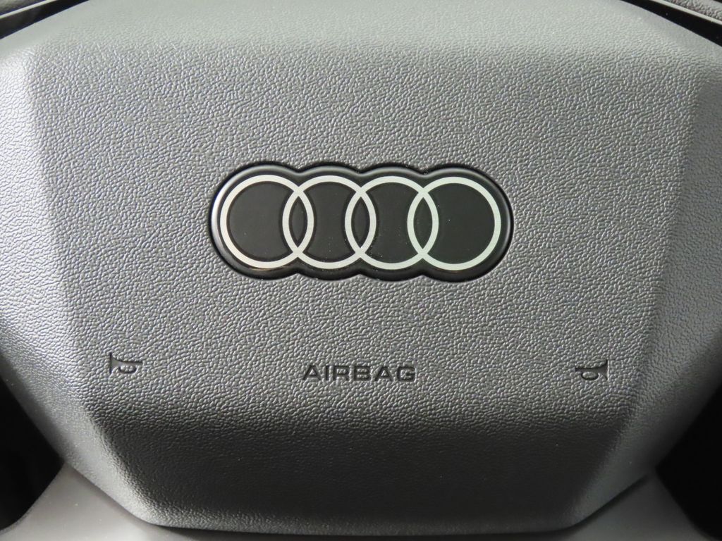 Thumbnail: 2026 Audi Q3 - 17