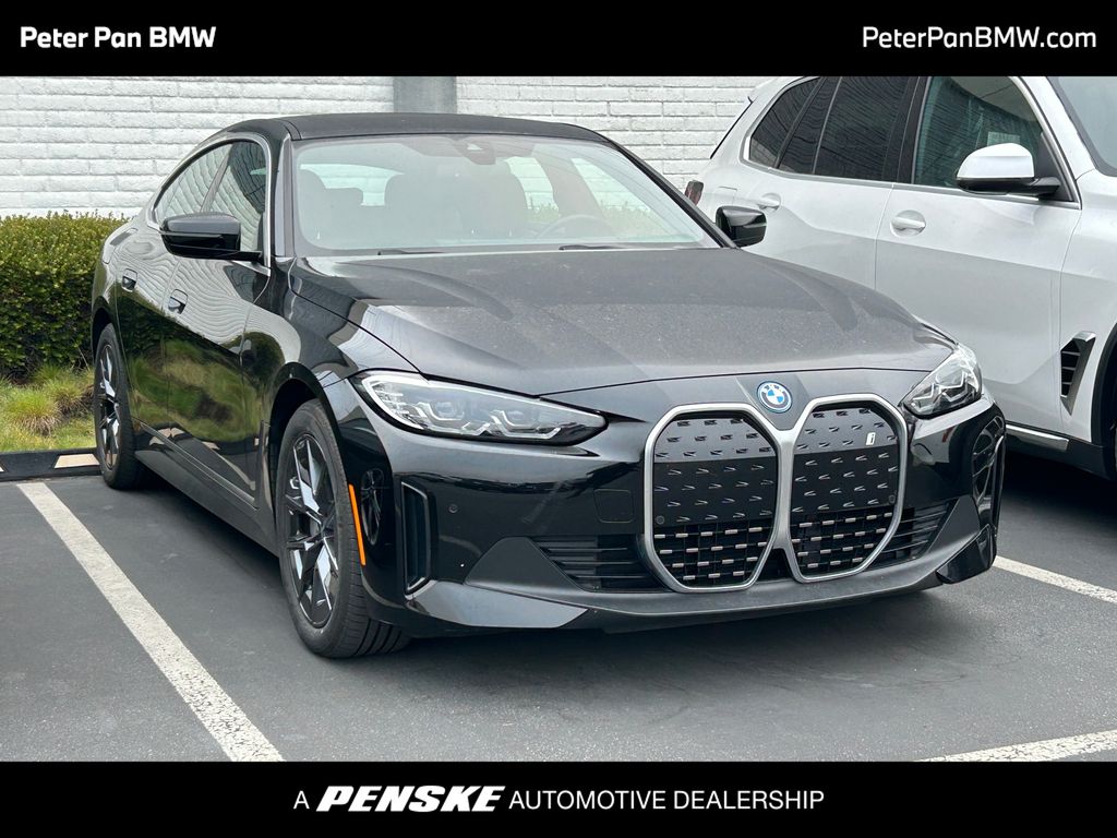 Thumbnail: 2023 BMW i4 - 1