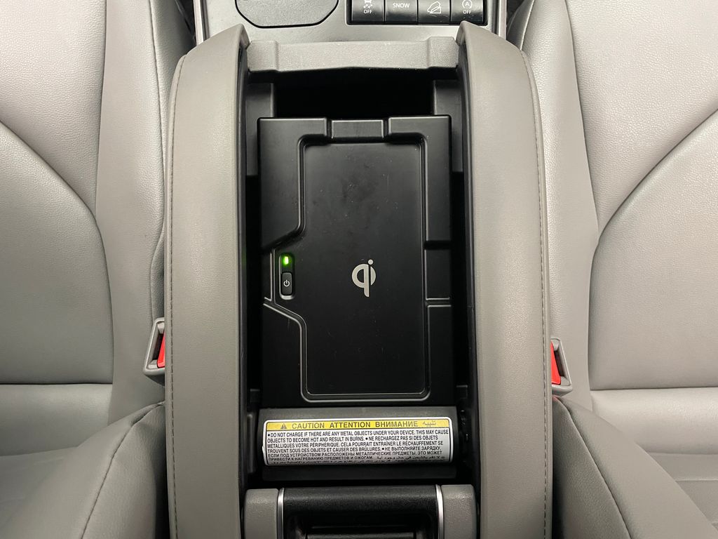 Thumbnail: 2020 Toyota Highlander - 32