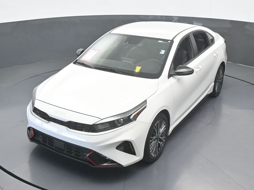 Used 2024 Snow White Pearl Kia GT-Line image 45