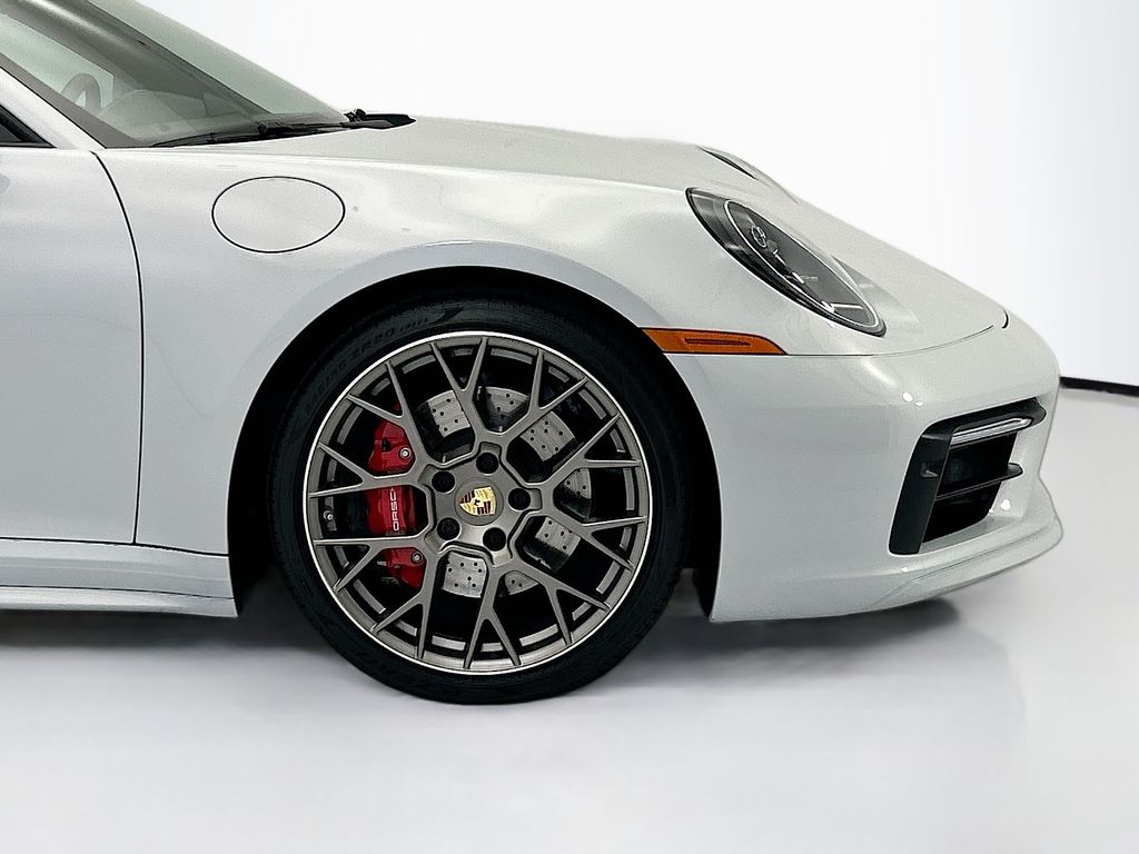 Thumbnail: 2024 Porsche 911 - 11