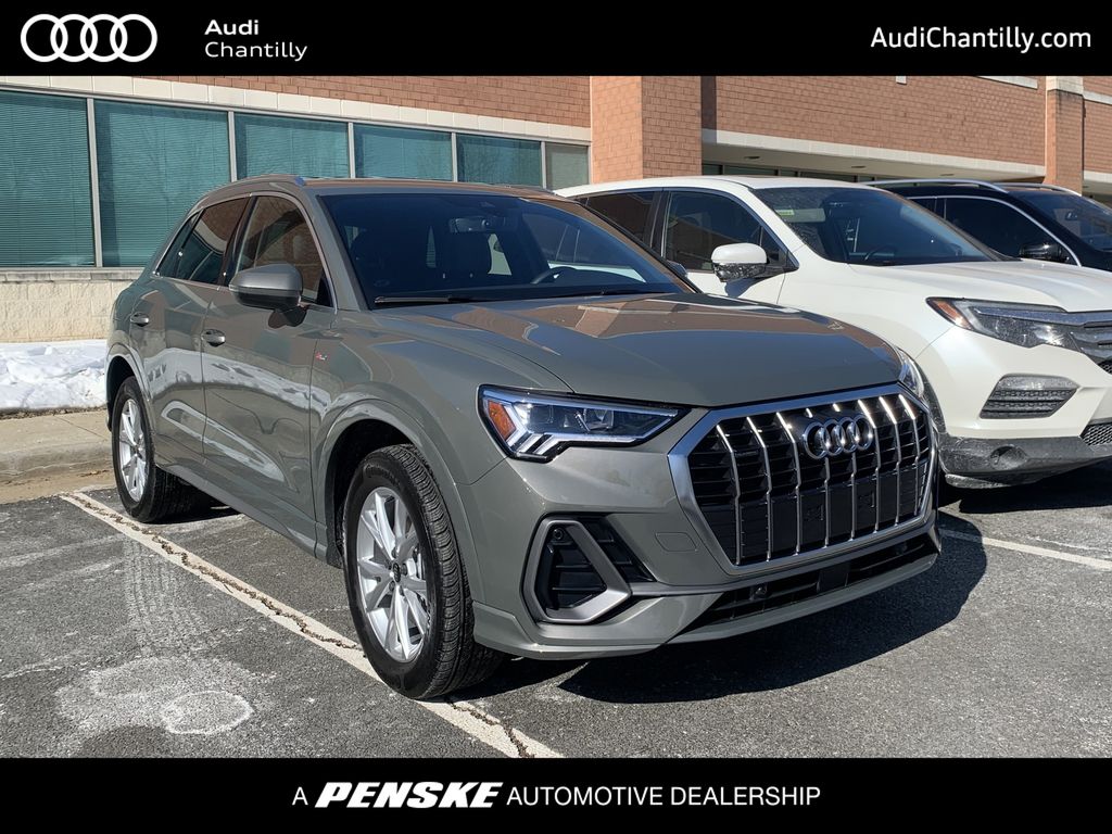 Thumbnail: 2025 Audi Q3 - 1