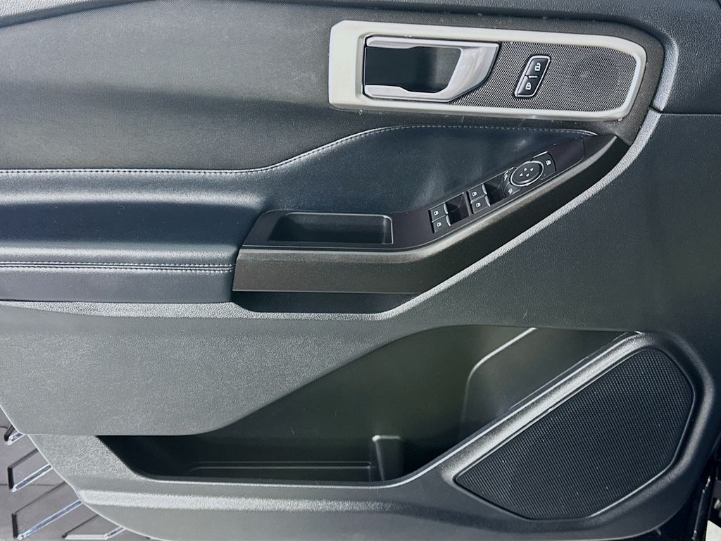 FordExplorer23