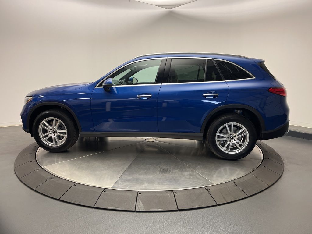 Thumbnail: 2026 Mercedes-Benz GLC - 4