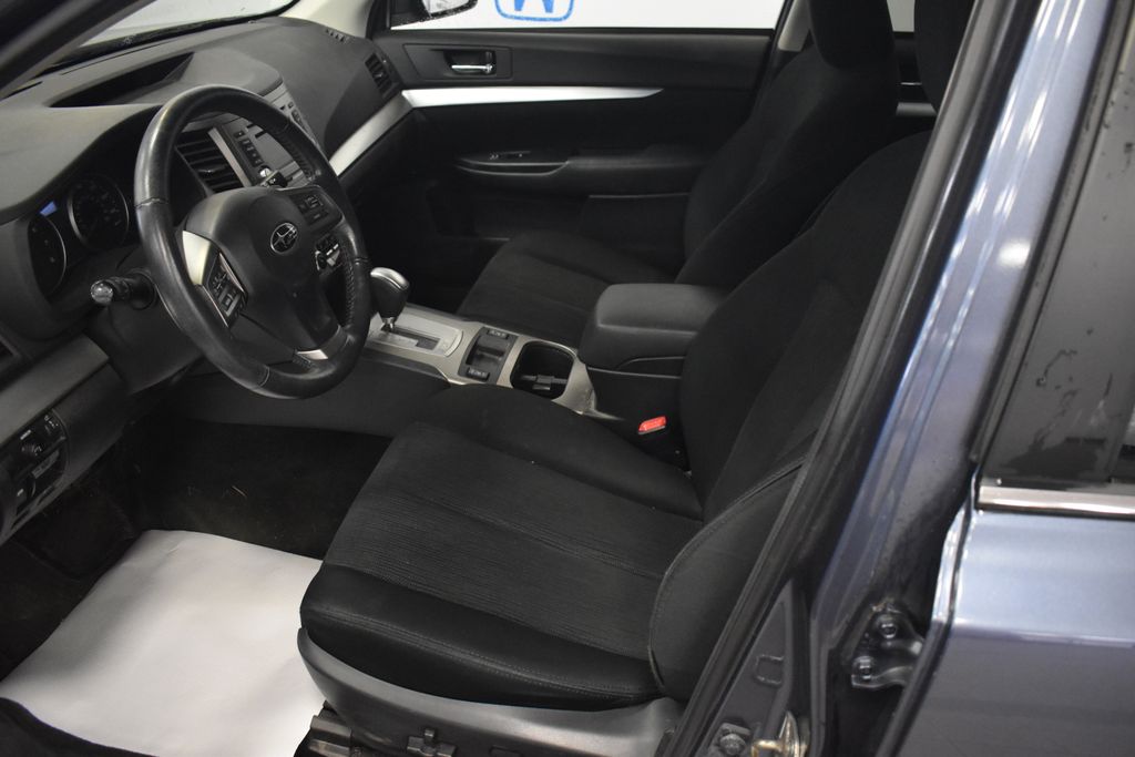 Thumbnail: 2014 Subaru Outback - 6