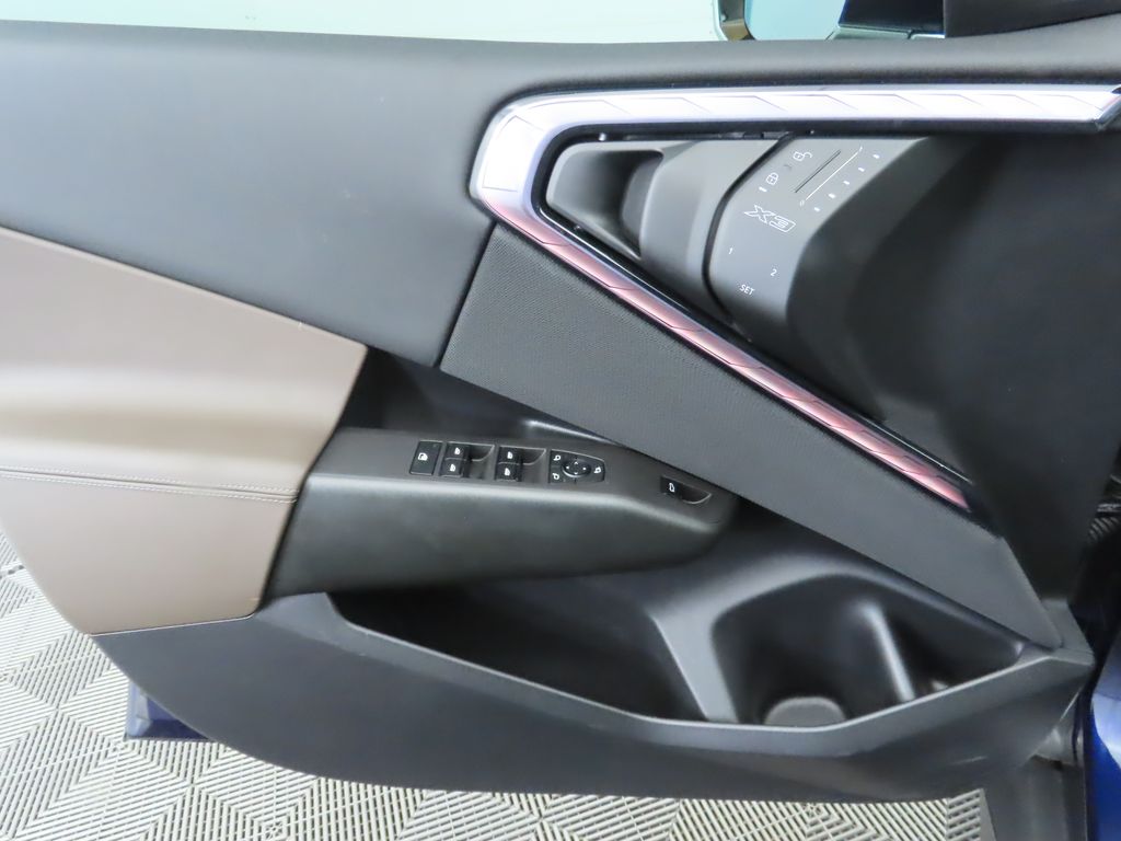 Thumbnail: 2025 BMW X3 - 24