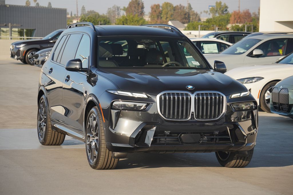 2025 BMW X7 xDrive40i 3