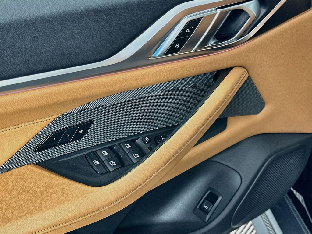 Thumbnail: 2026 BMW i4 - 20