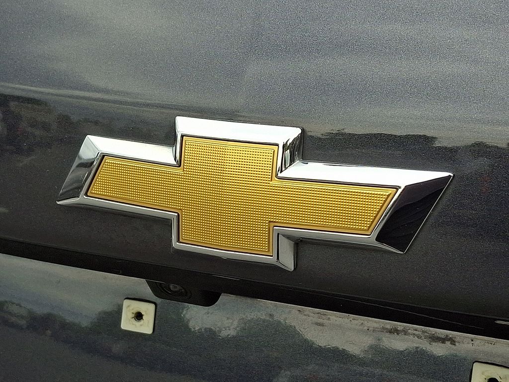 2022 Chevrolet Equinox LT Gray at Klick Lewis Buick Chevrolet