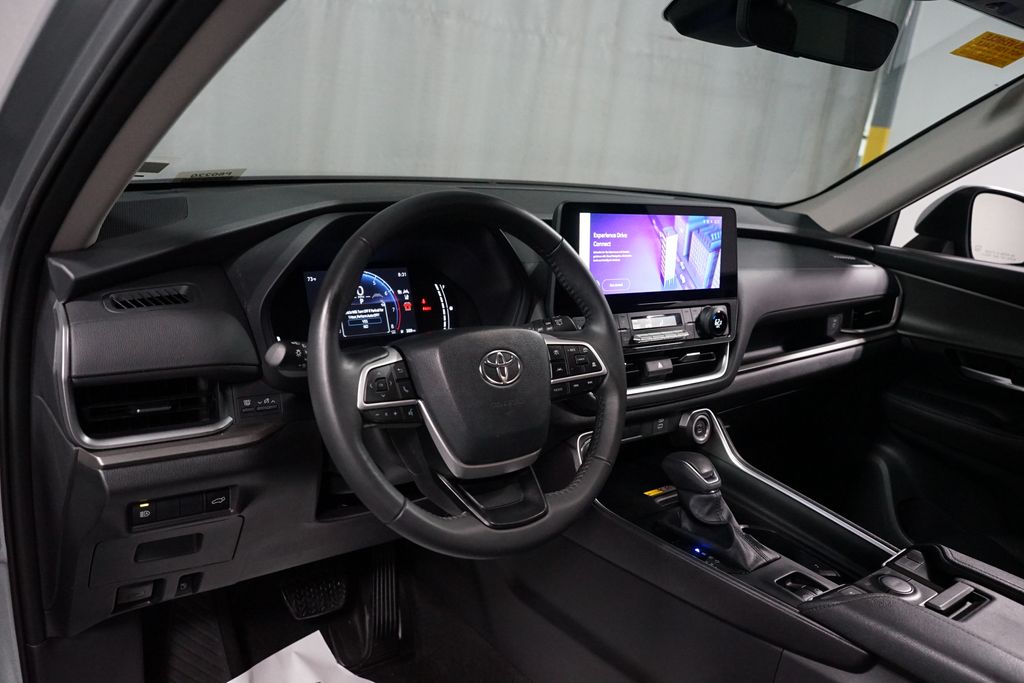 Thumbnail: 2026 Toyota Grand Highlander - 11