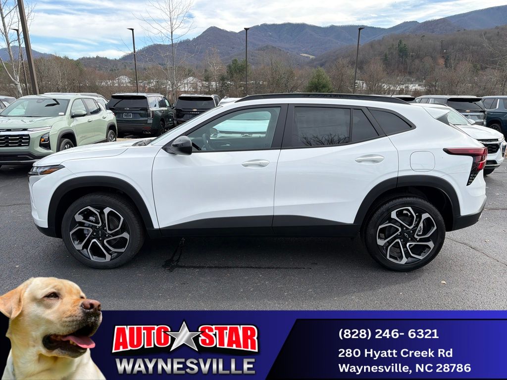 new 2025 Chevrolet Trax car, priced at $26,290