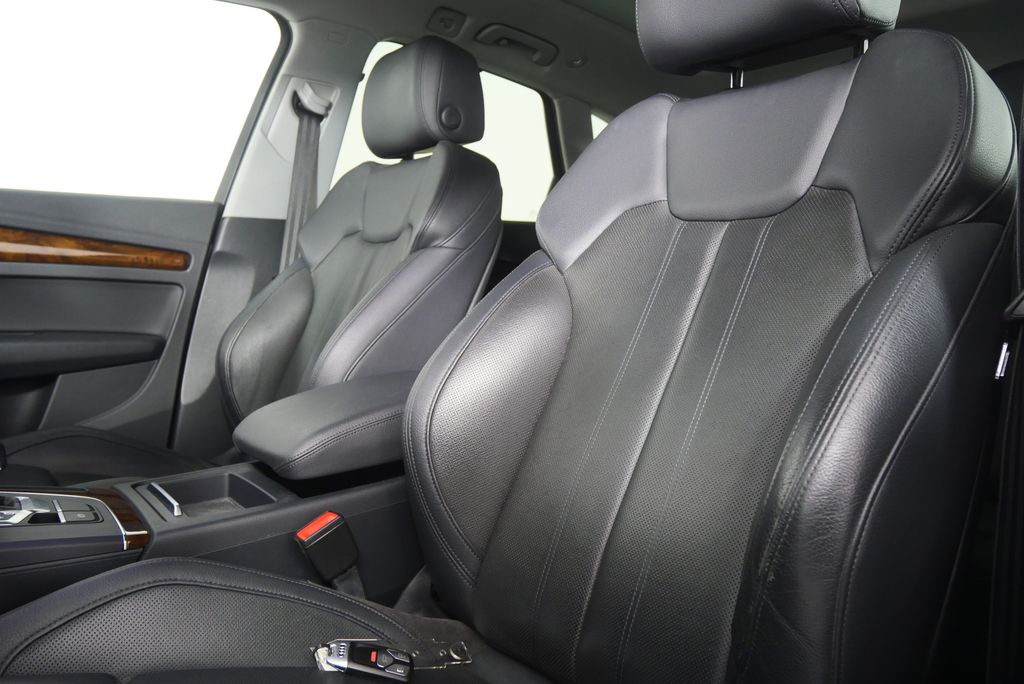 Thumbnail: 2018 Audi Q5 - 11