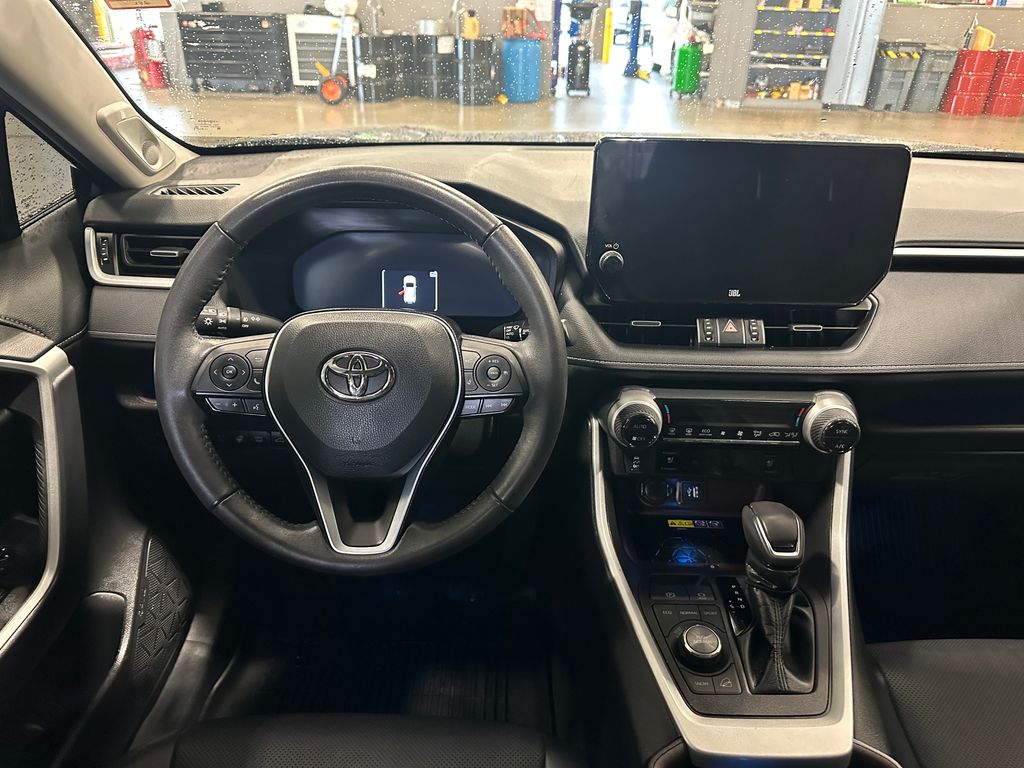 2023 Toyota RAV4 Limited
