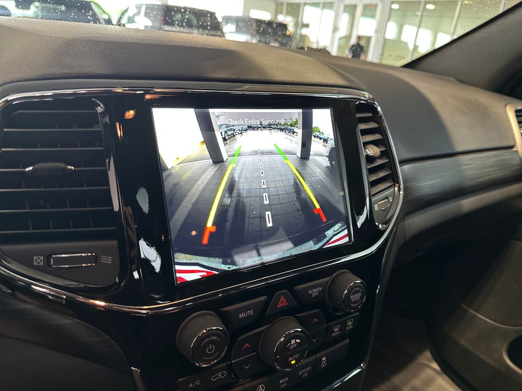 Used Car 2020 Jeep Grand Cherokee  Altitude For Sale Under $25,000 In Austin, Texas