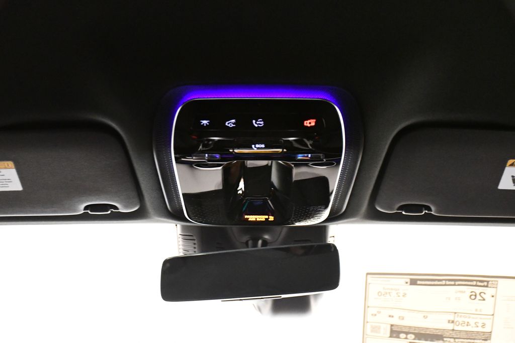 Thumbnail: 2025 Mercedes-Benz GLC - 17