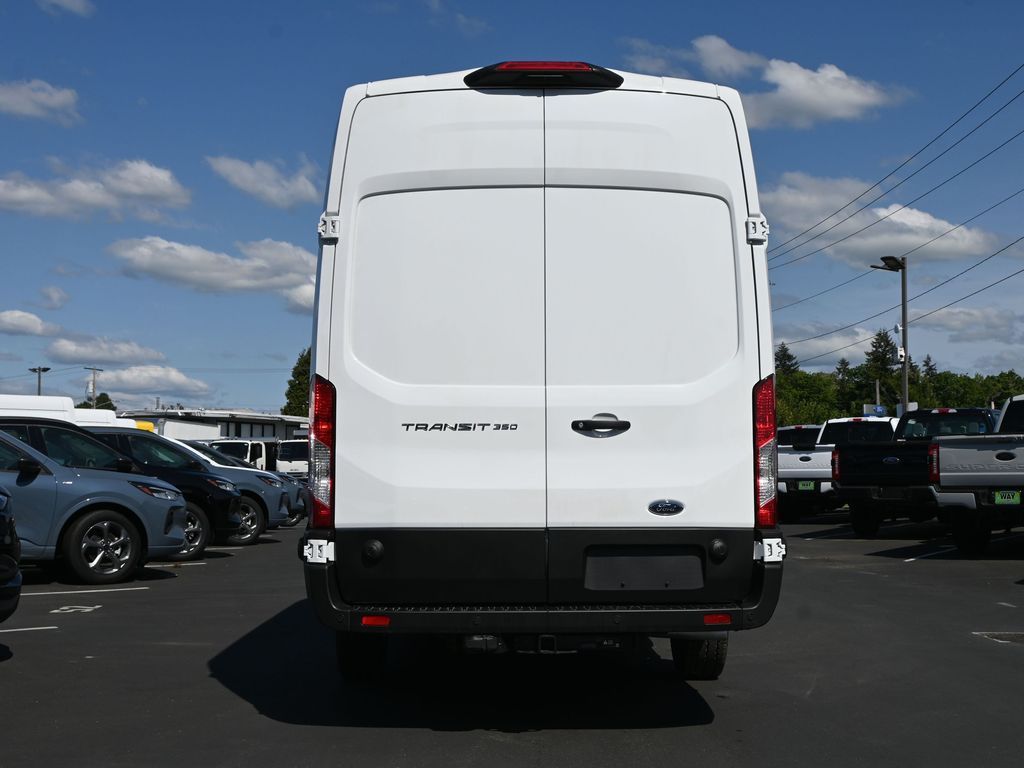 2025 Ford Transit 350