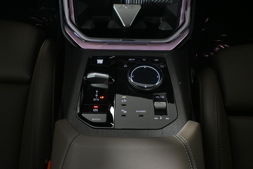 Thumbnail: 2026 BMW X3 - 23