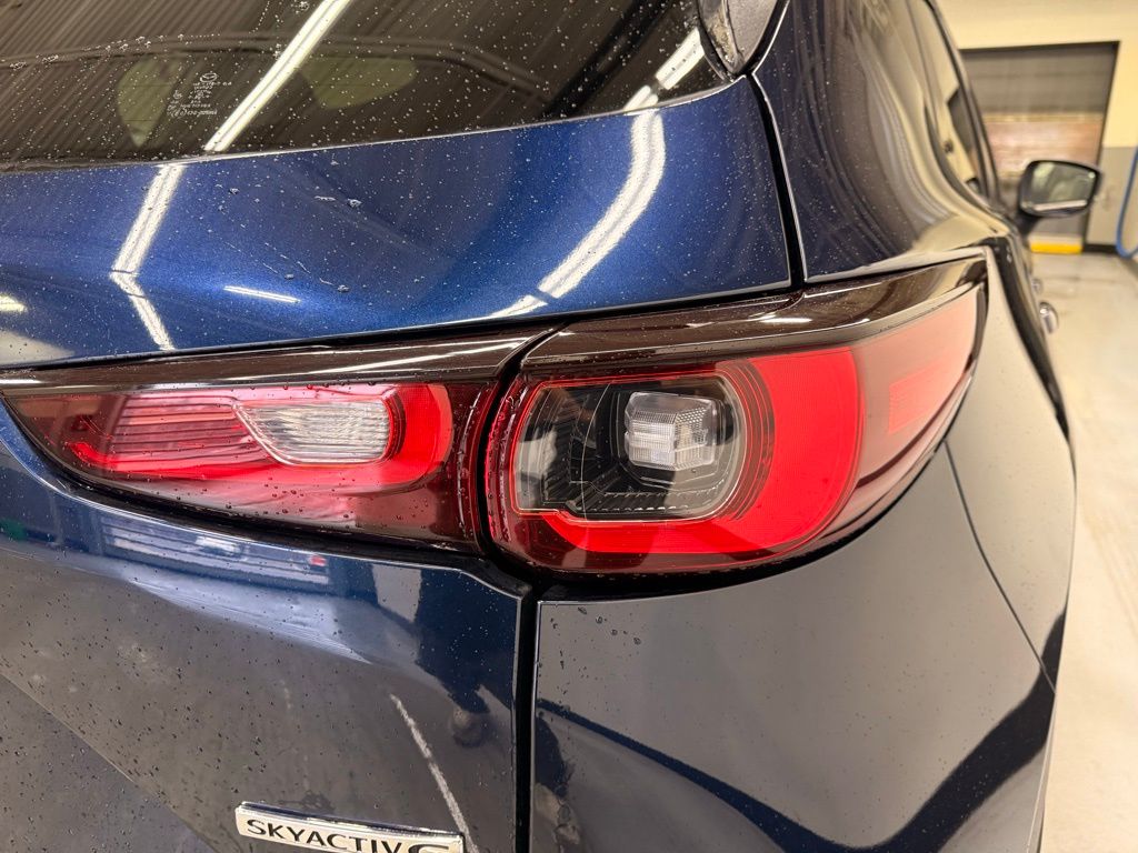 Thumbnail: 2022 Mazda CX-5 - 5