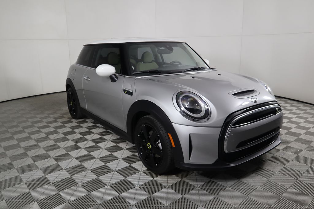 2024 MINI Cooper SE 3