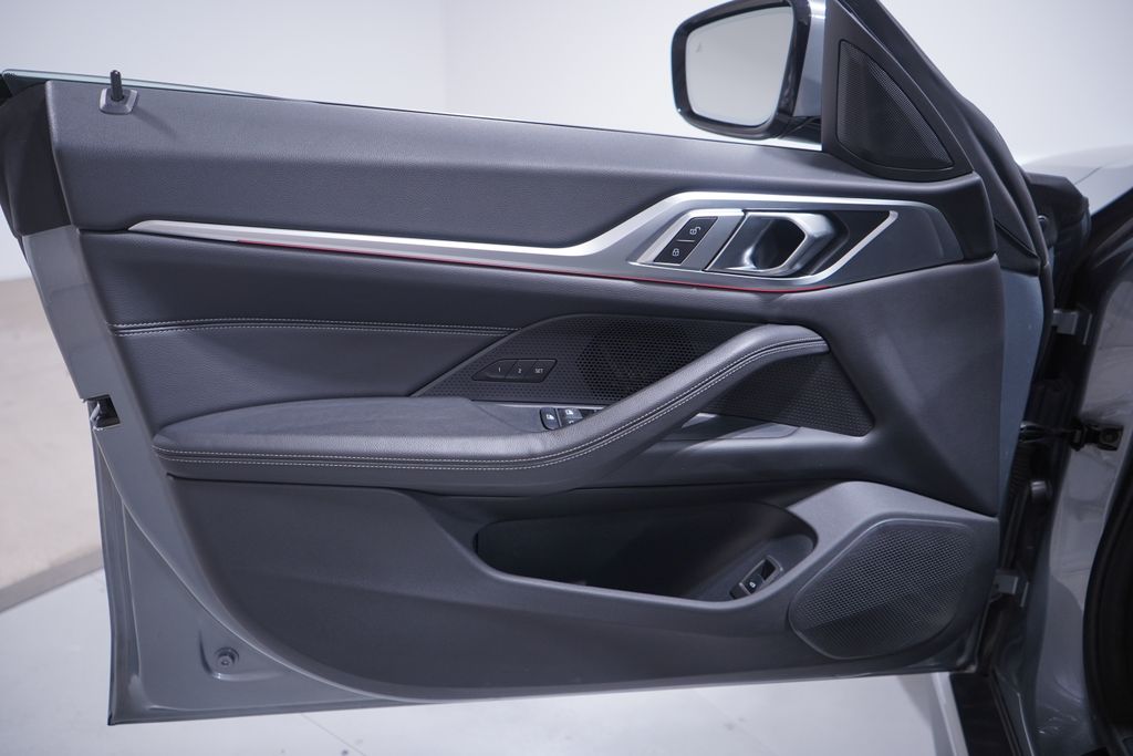 Thumbnail: 2023 BMW i4 - 15