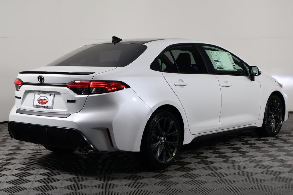 Thumbnail: 2025 Toyota Corolla - 2