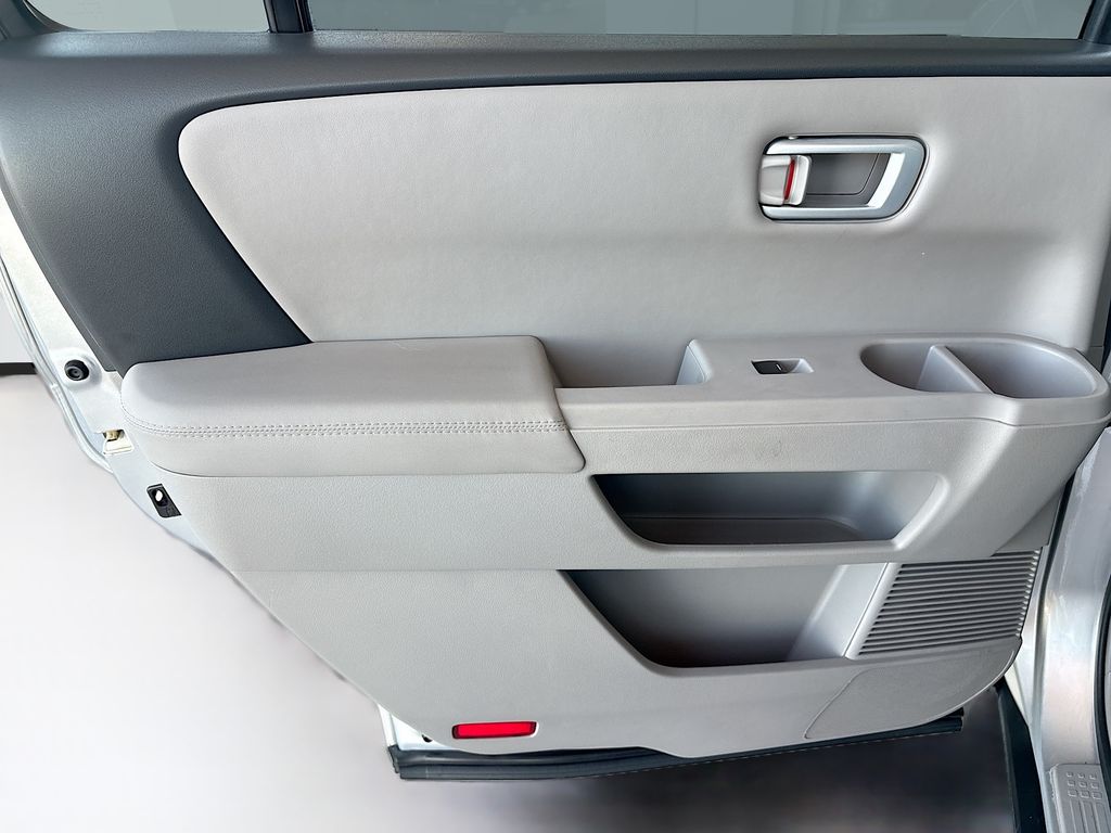 Thumbnail: 2014 Honda Pilot - 27