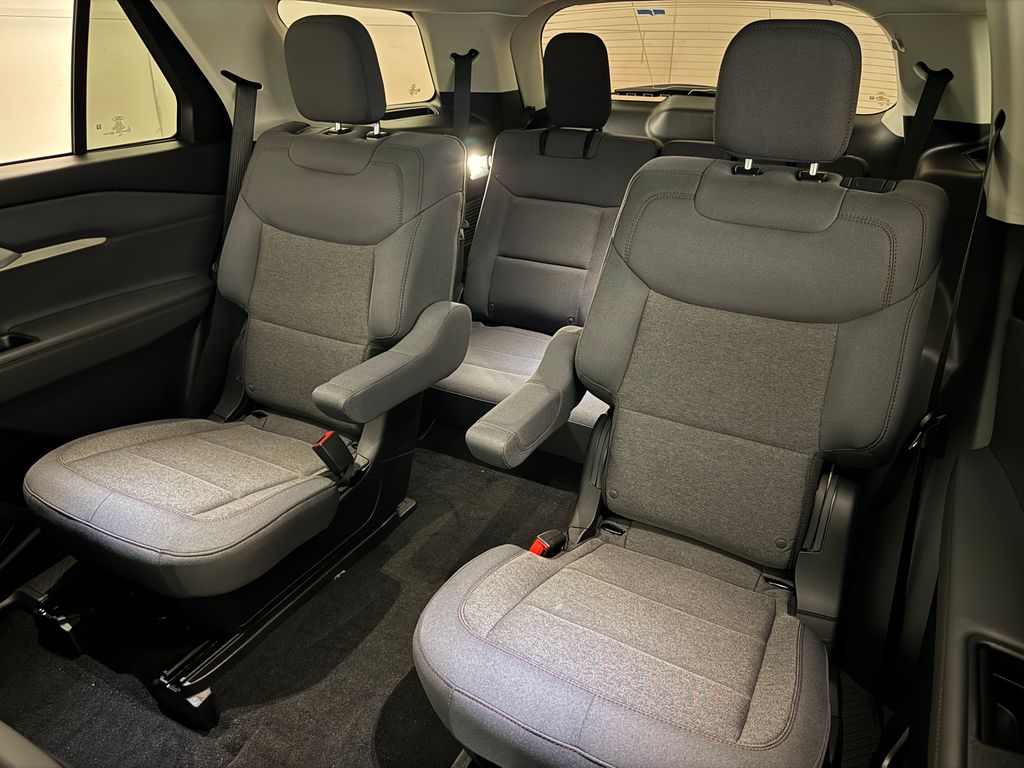 New 2026 Gray Ford Active image 14