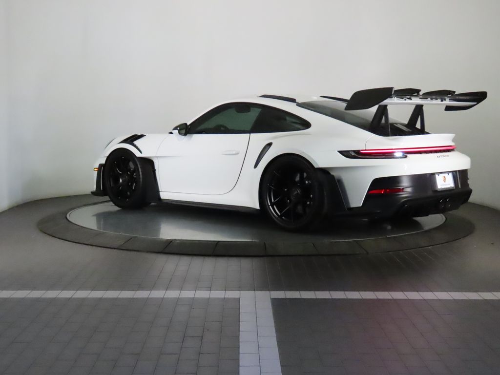 Thumbnail: 2025 Porsche 911 - 3