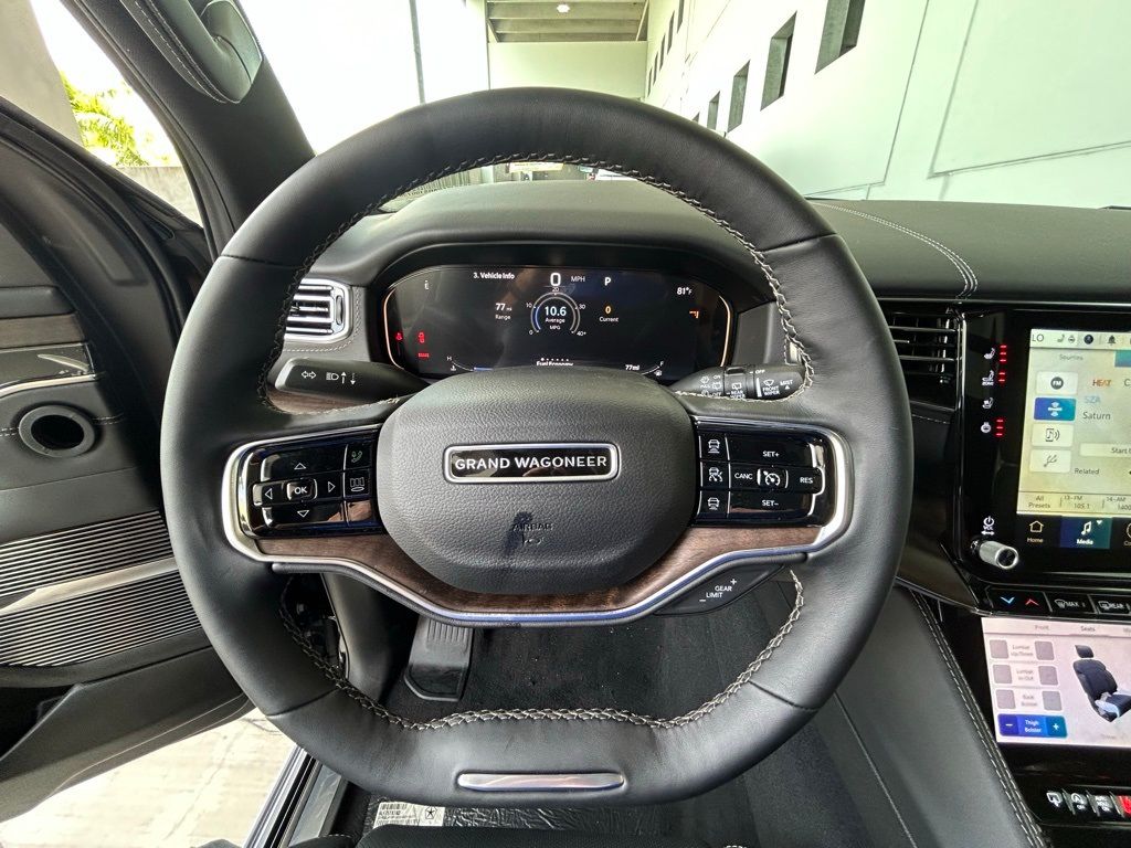 Used 2024 Diamond Black Crystal Pearlcoat Jeep Base image 19