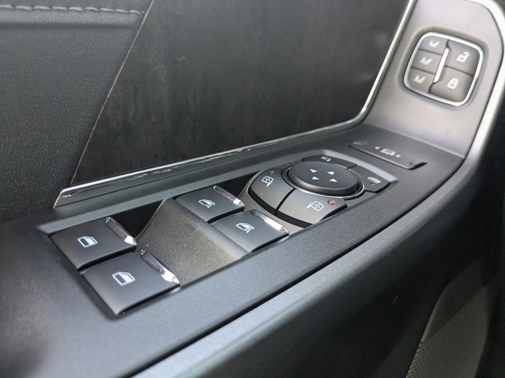 2025 Ford F-250 Super Duty Lariat