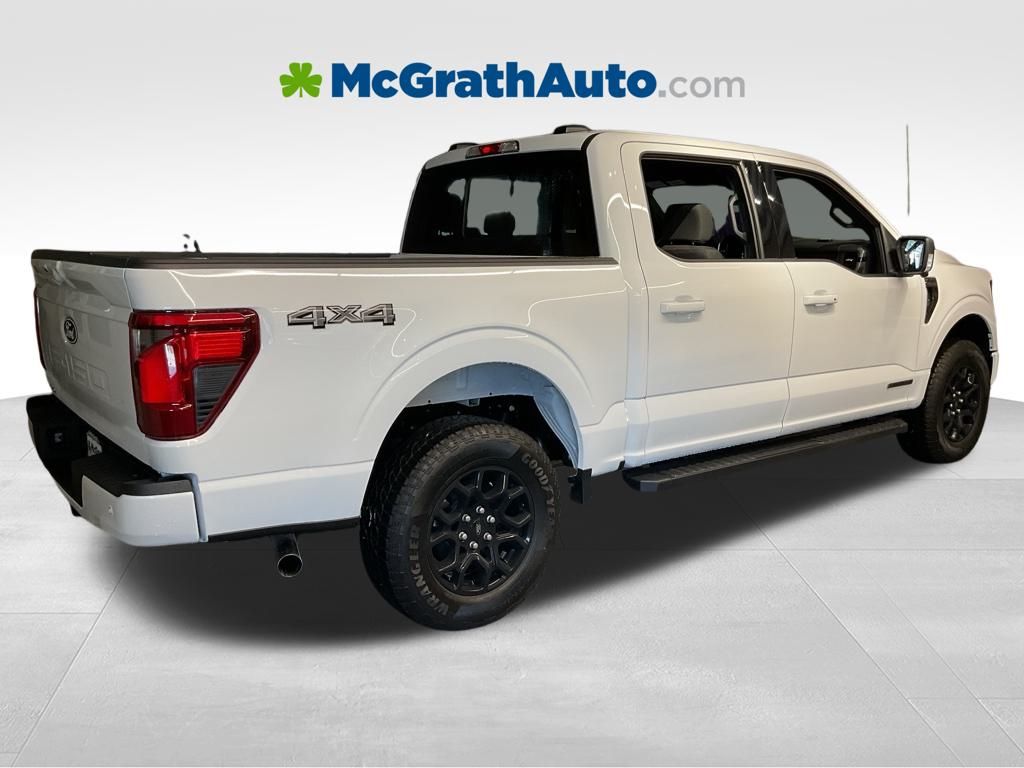 New 2025 White Ford XLT image 3