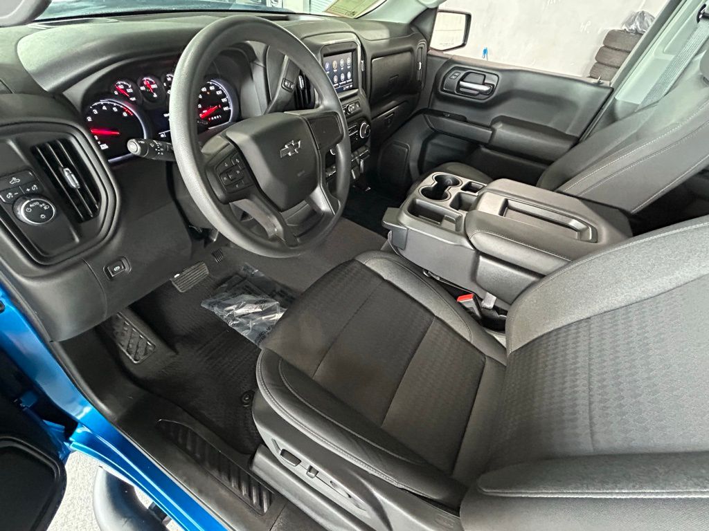 Used 2024 Glacier Blue Metallic Chevrolet Custom image 41