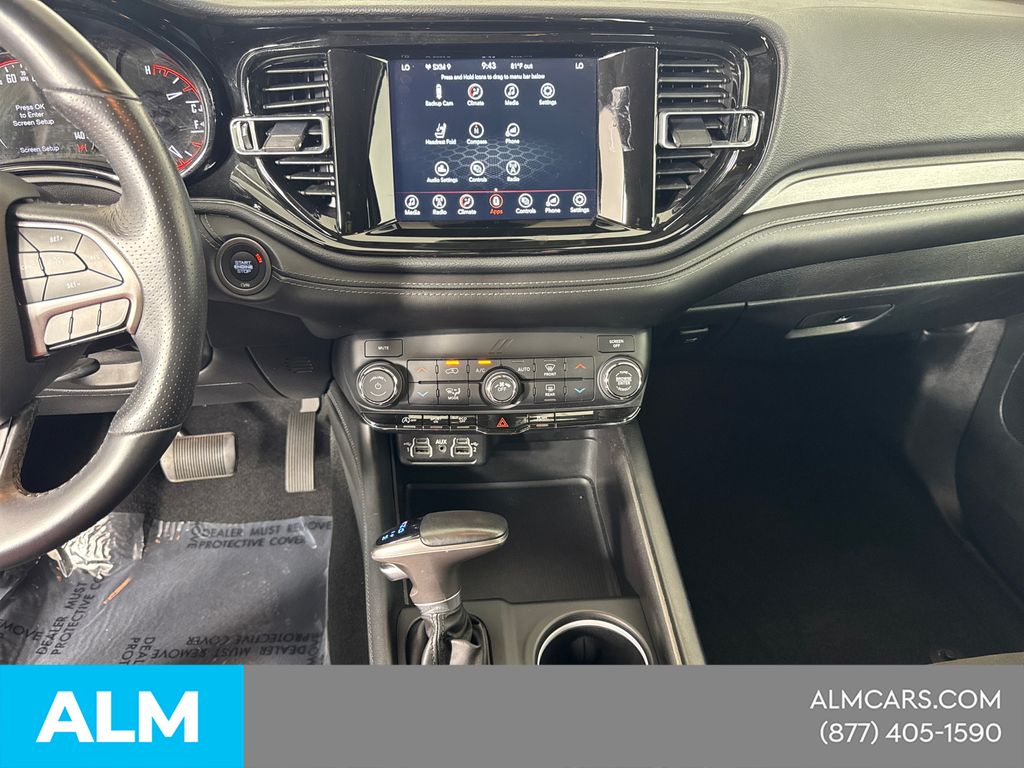 Used 2022 Red Dodge SXT image 32