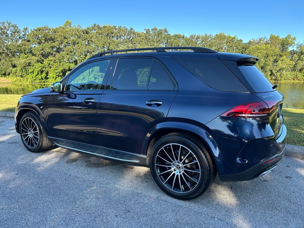 Thumbnail: 2022 Mercedes-Benz GLE - 3
