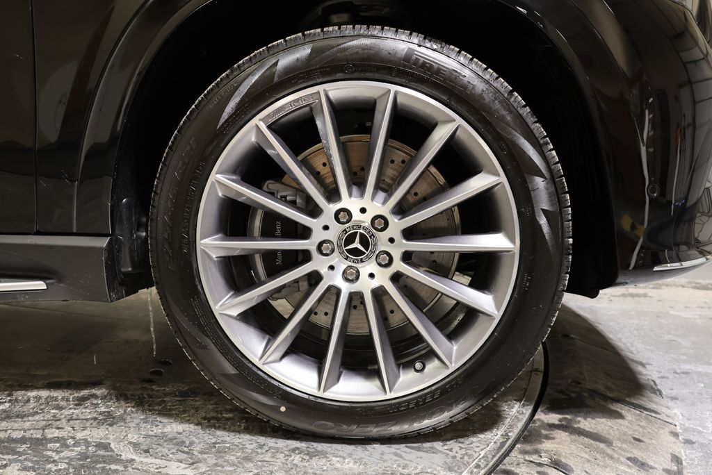 Thumbnail: 2026 Mercedes-Benz GLE - 14