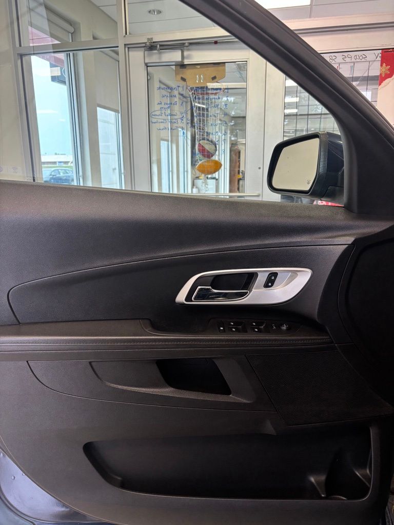 Used 2017 Chevrolet Equinox SUV