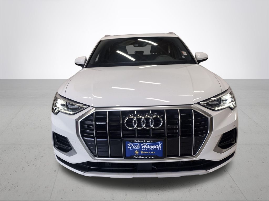 2023 Audi Q3 Premium